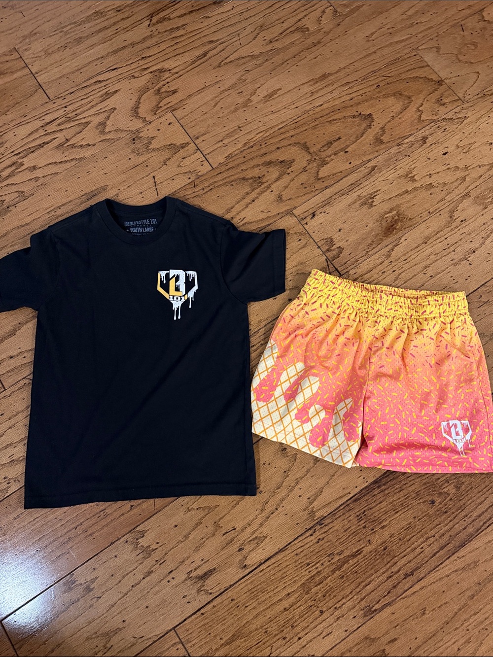 Baseball lifestyle 101 ice cream shirt and shorts. Like new - never worn!